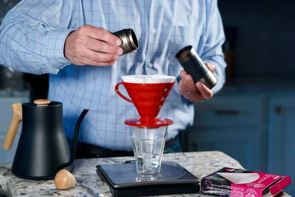 image-32-1024x683 Batalha dos Métodos: V60 vs Chemex - Qual Escolher para Seu Café Especial?