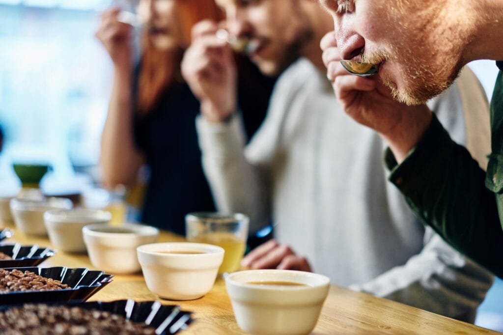 O Despertar dos Sentidos: O Sensorial do Café e Como Desenvolver a Capacidade de Percebê-lo