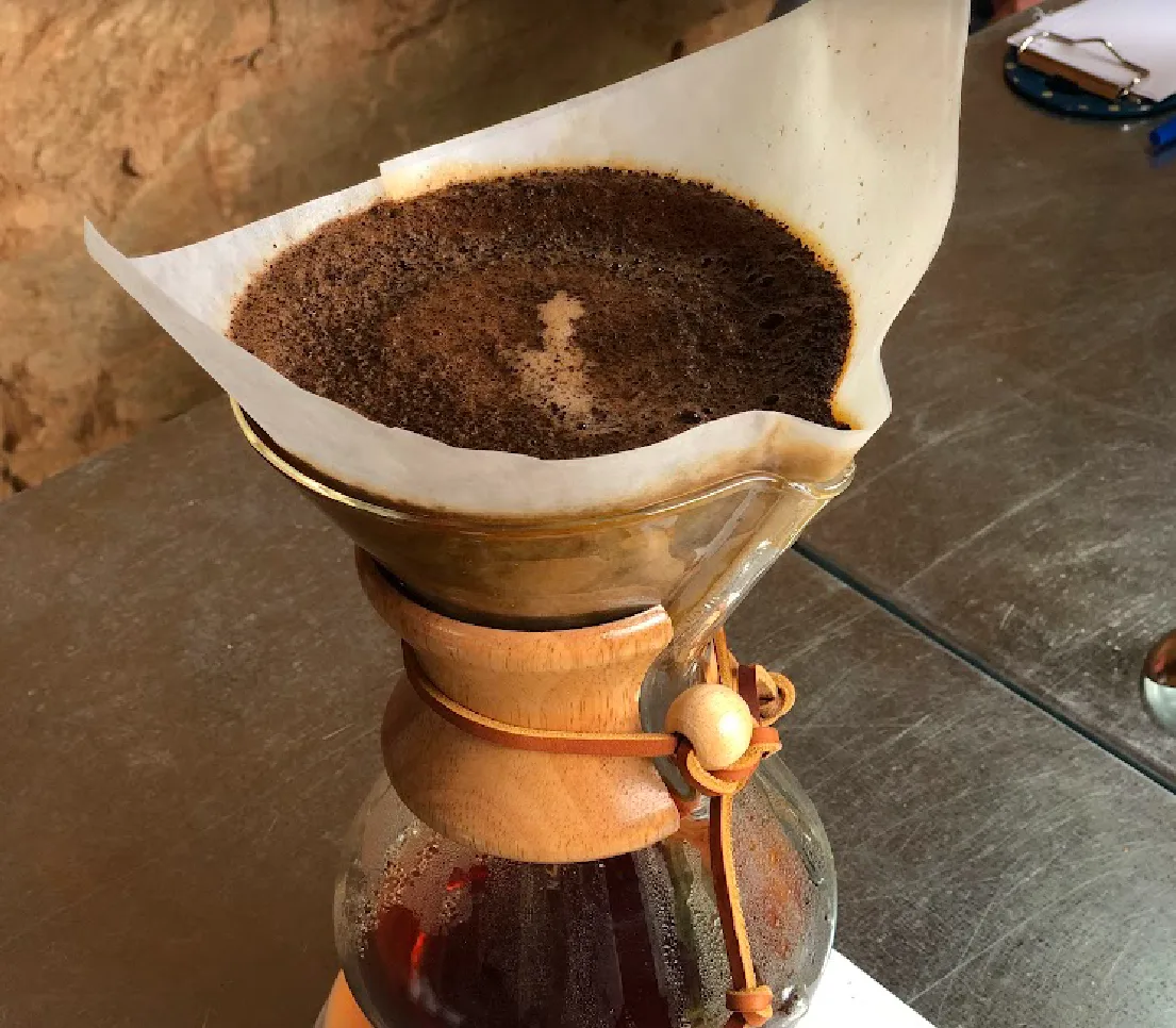 375ca2225a8ca6617105a0bff5646305d82cf701 Por Que a Temperatura da Água Muda o Resultado da Extração do Café?